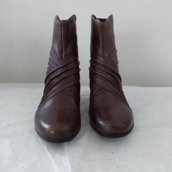 Rockport Cobb Hill Brynn Bootie - Picture 4 of 11